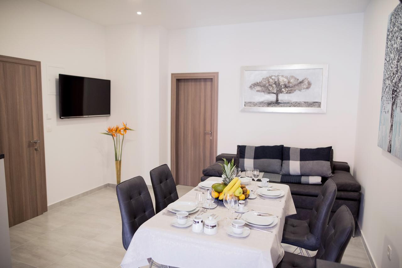 Lct Blue Lions Apartments 珀德垂那 外观 照片