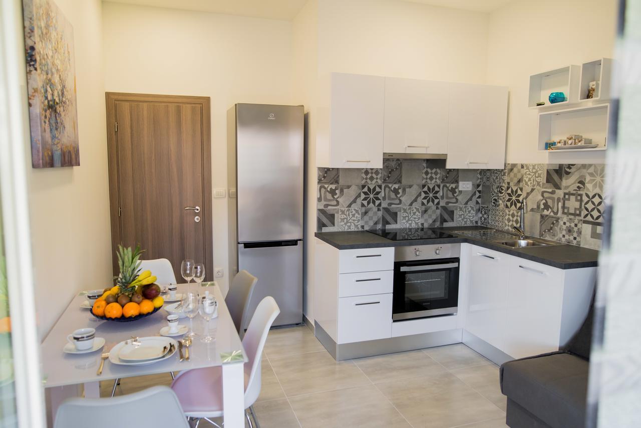 Lct Blue Lions Apartments 珀德垂那 外观 照片